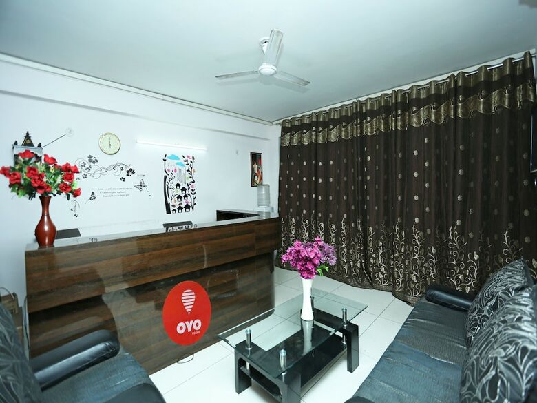 Hotel Oyo 5574 Cosy Tree Inn