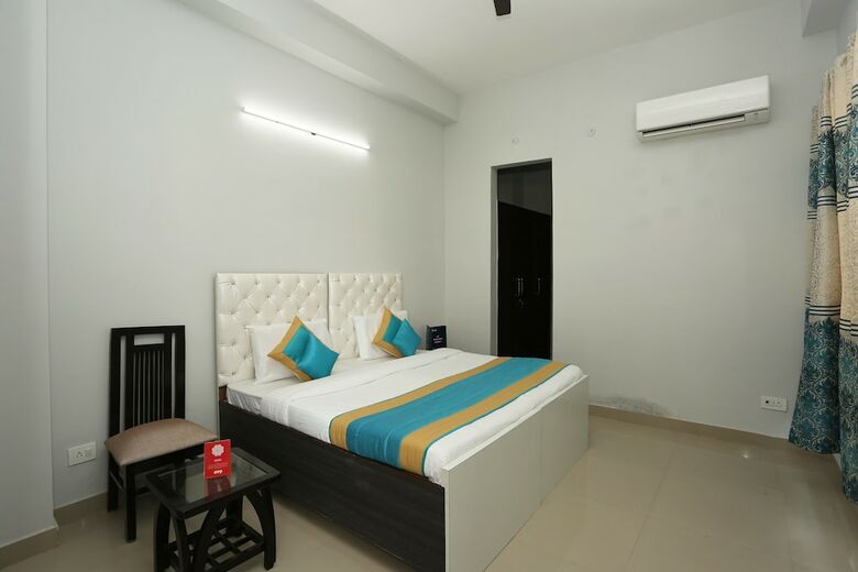 Oyo 9935 Hotel Mango House