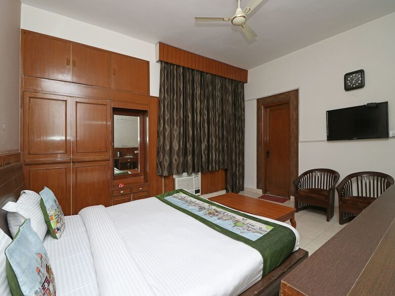 Hotel Oyo 10177 A Gulshan Continental