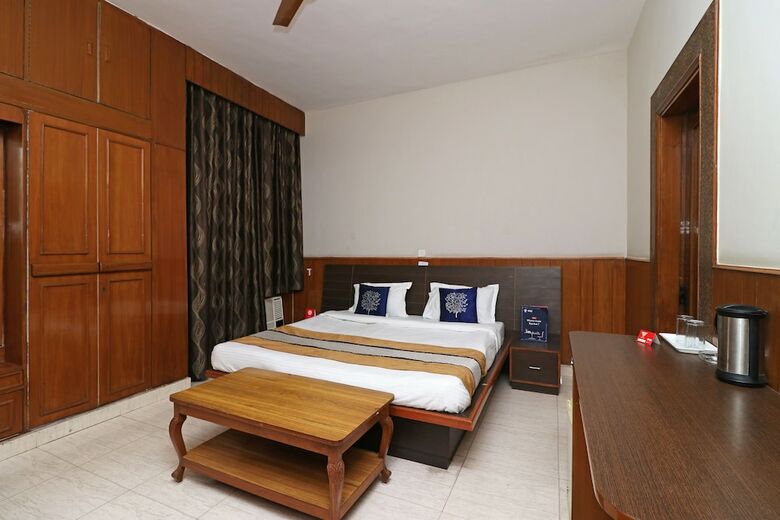 Hotel Oyo 10177 A Gulshan Continental