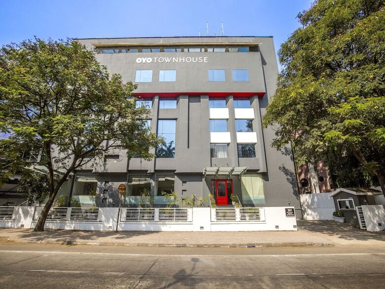 Hotel Oyo Townhouse 022 Koregaon Park Pune