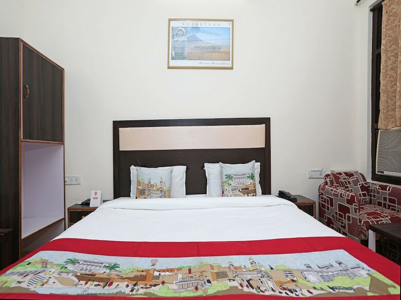 Oyo 10334 Hotel Goyal Inn