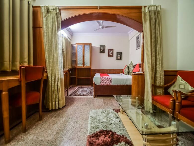 Hotel Oyo 4021 Krishnalila Regency