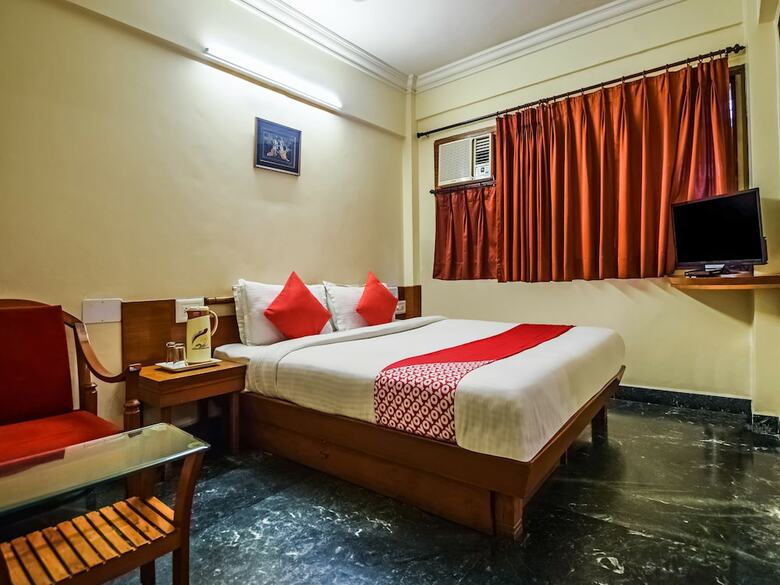 Hotel Oyo 4021 Krishnalila Regency