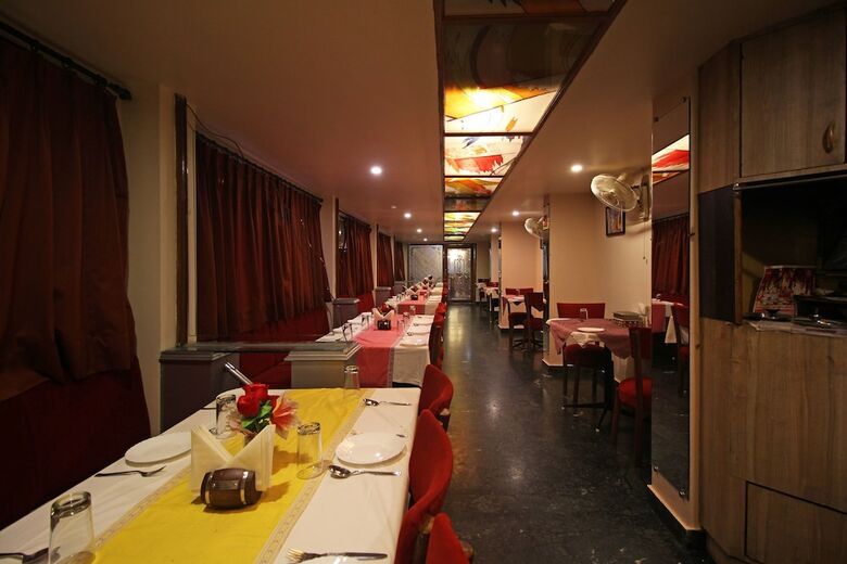Hotel Oyo 4021 Krishnalila Regency