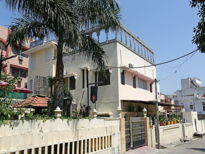 Oyo 9666 Hotel The Fateh