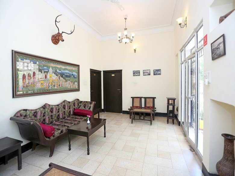 Oyo 9666 Hotel The Fateh