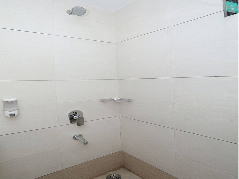 Capital O 9972 Hotel Donachie