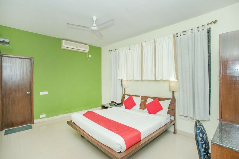 Oyo 11688 Petuni Boutique Hotel