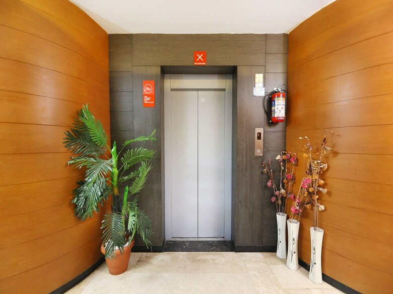 Hotel Oyo 5656 Green City
