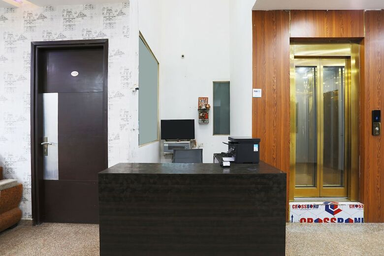 Oyo 567 Hotel Lime Tree Hospitality