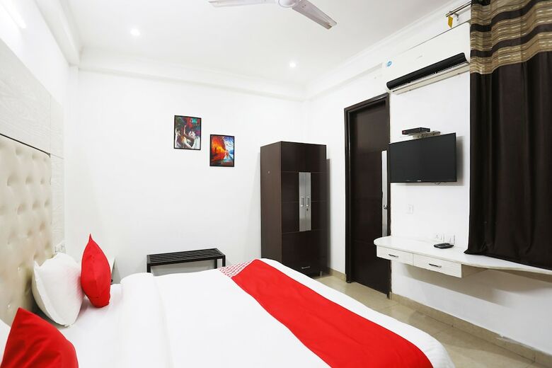 Oyo 567 Hotel Lime Tree Hospitality