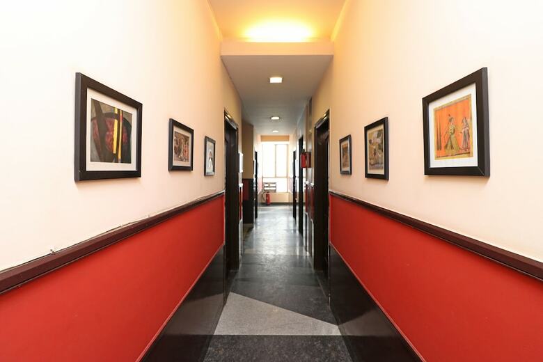 Hotel Oyo 10806 Sector 50