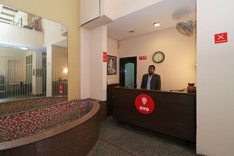 Hotel Oyo 10806 Sector 50