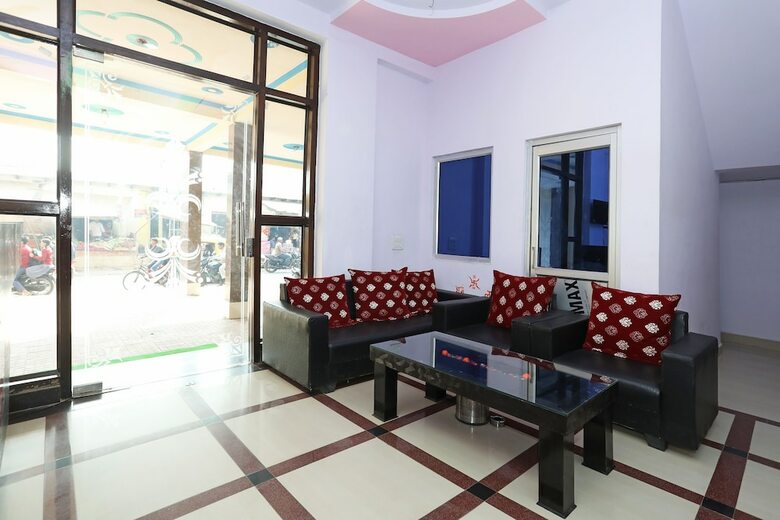 Hotel Taj Ansh