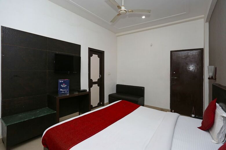 Oyo 2862 Hotel Kanha Continental