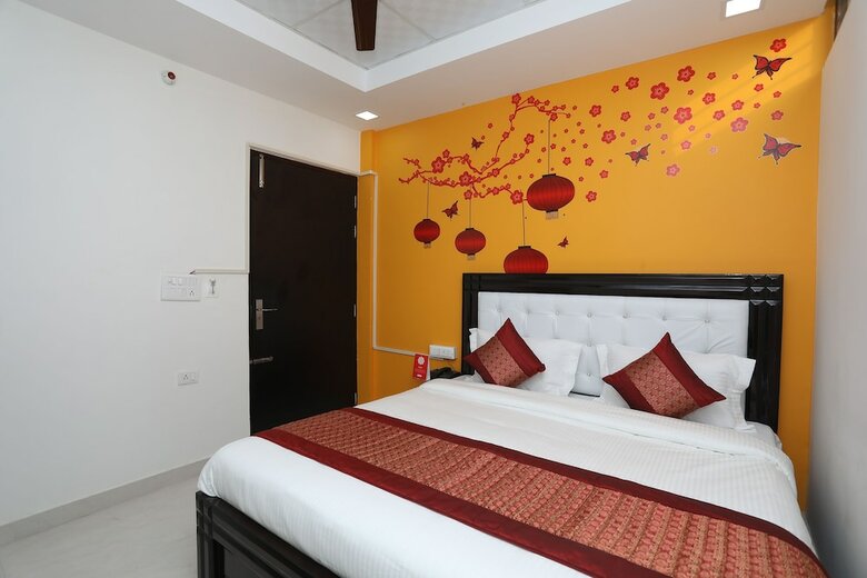 Hotel Oyo 10916 Aashirwad Residency