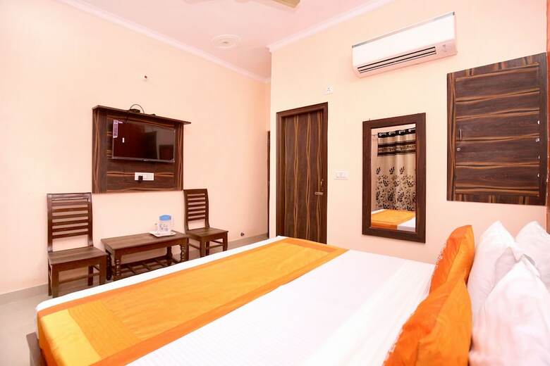 Oyo 11653 Hotel Jasmine