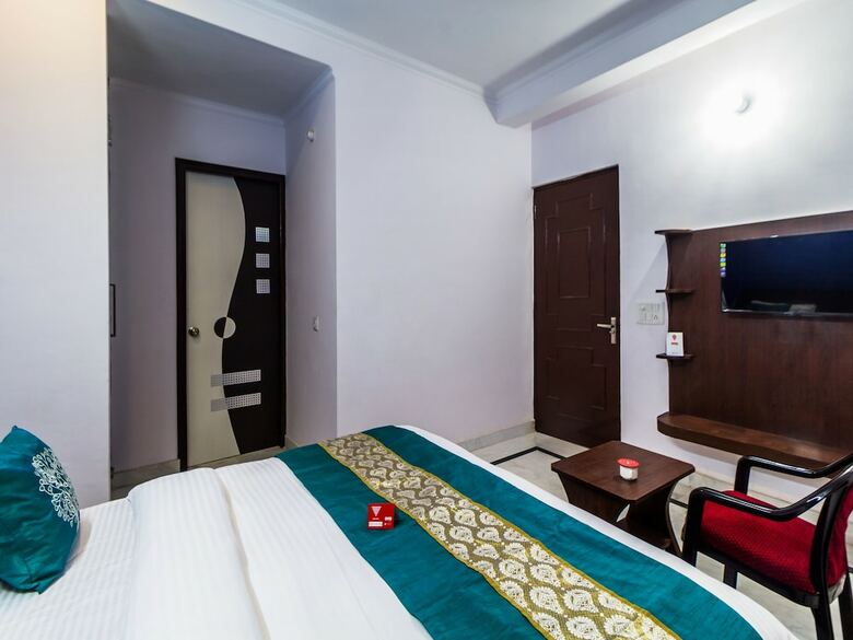 Hotel Oyo 4228 Heritage Regency