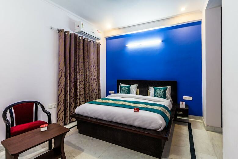 Hotel Oyo 4228 Heritage Regency
