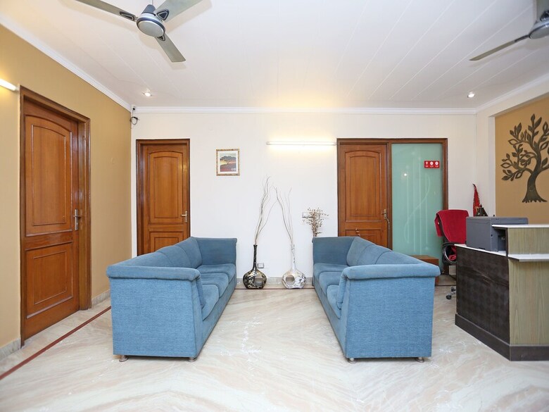 Hotel Oyo 9581 Green Residency