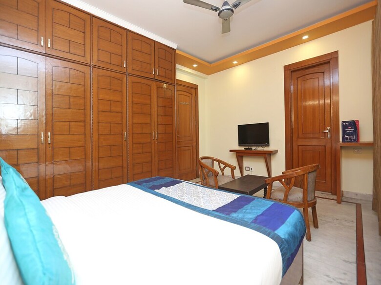 Hotel Oyo 9581 Green Residency