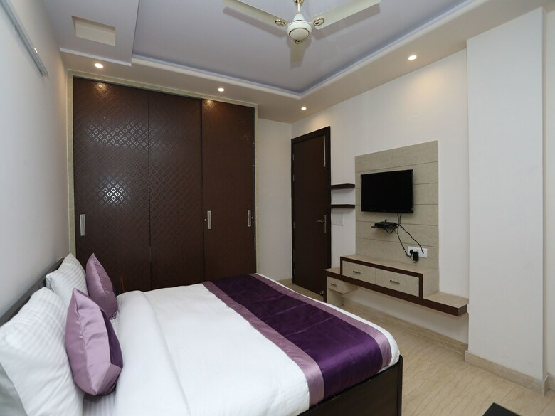 Oyo 10960 Hotel Royal India