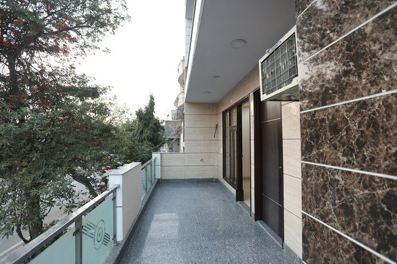 Oyo 10960 Hotel Royal India