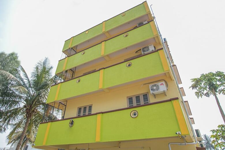Hotel Oyo 11419 Surya Residency
