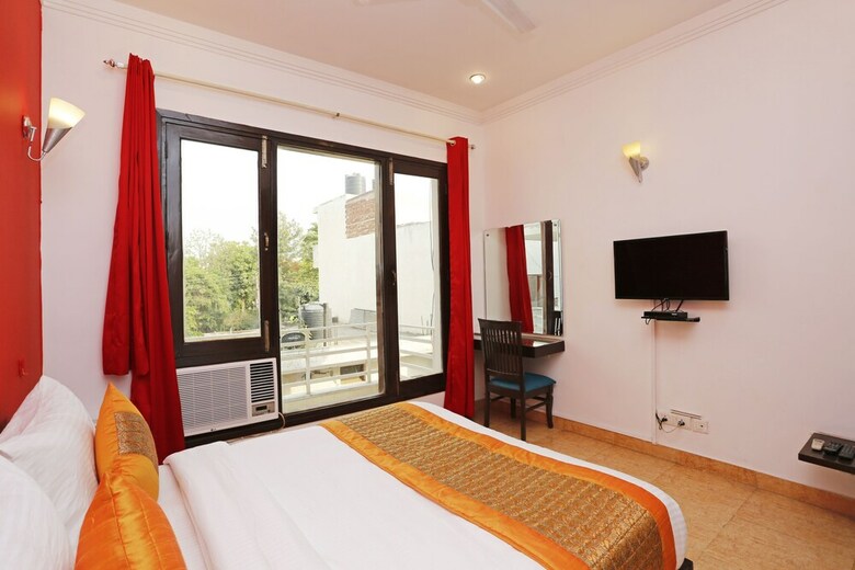 Hotel Oyo 8822 Sector 31