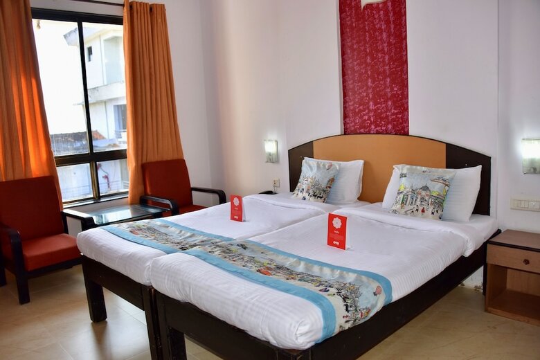 Oyo 10765 Hotel Tanish