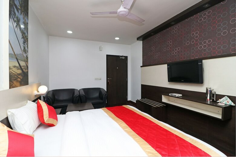 Oyo 10887 Hotel West View