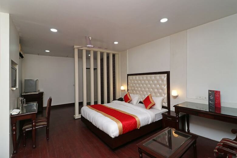 Oyo 10887 Hotel West View