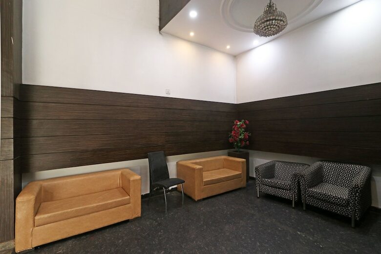 Oyo 10887 Hotel West View