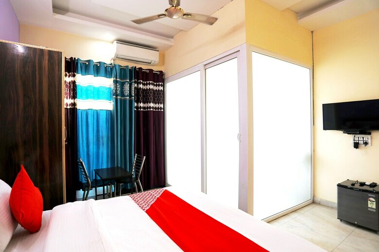 Oyo 9382 Hotel Homestay