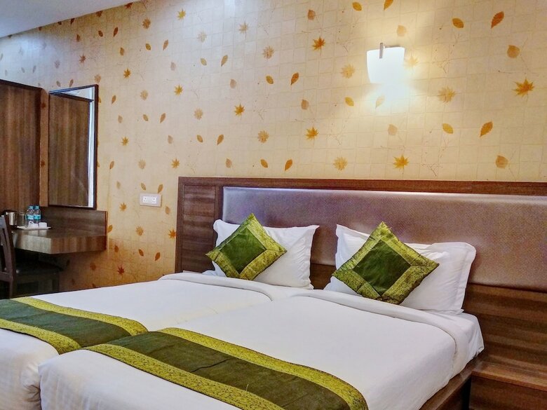 Oyo 10533 Hotel Victory Grand