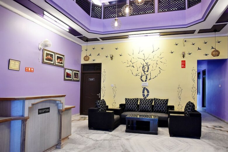 Hotel Malhotra