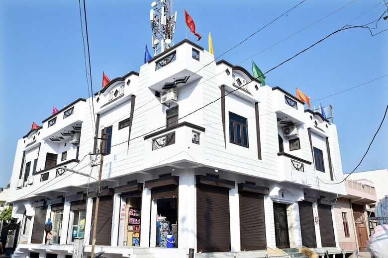 Hotel Malhotra
