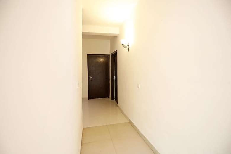 Hotel Oyo 10500 Royal Awadh