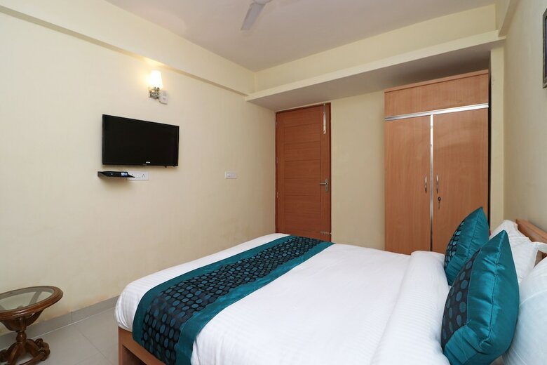 Hotel Oyo 10664 Aone Inn