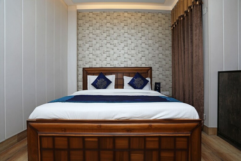 Oyo 11583 Hotel Prime View