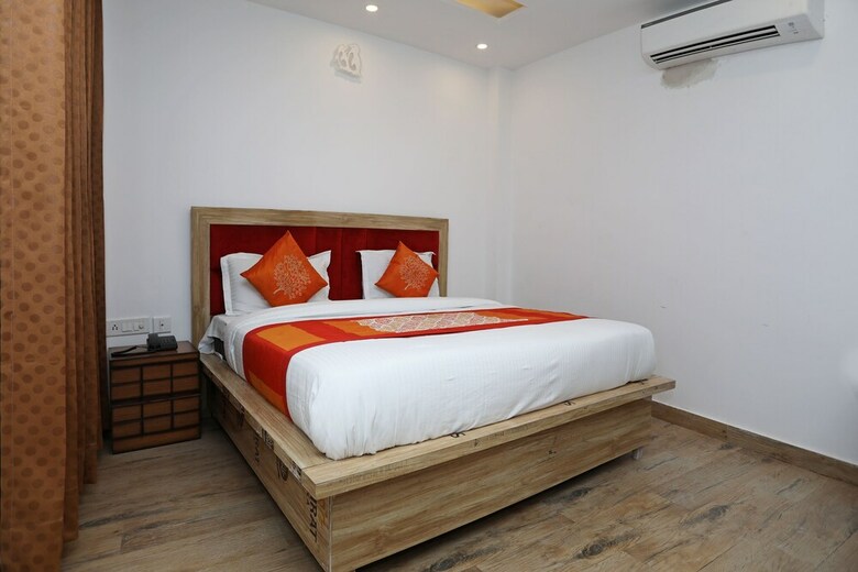 Oyo 11583 Hotel Prime View