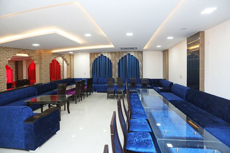 Oyo 11583 Hotel Prime View