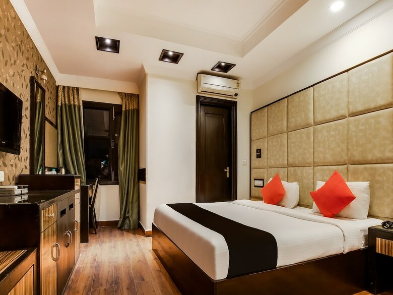 Oyo 7075 Hotel Oakland