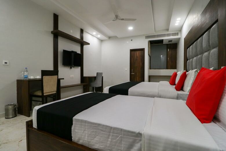 Oyo 10540 Hotel Jd Residency