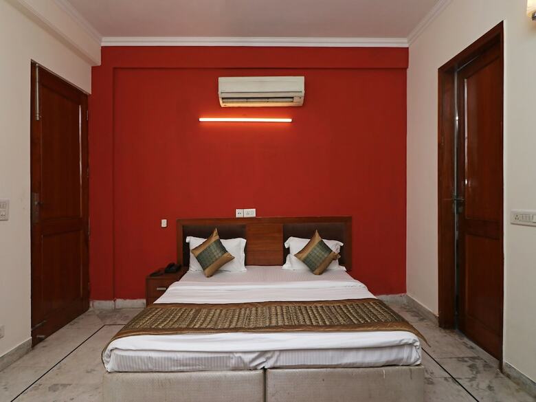 Hotel Oyo 11434 Ab Residency