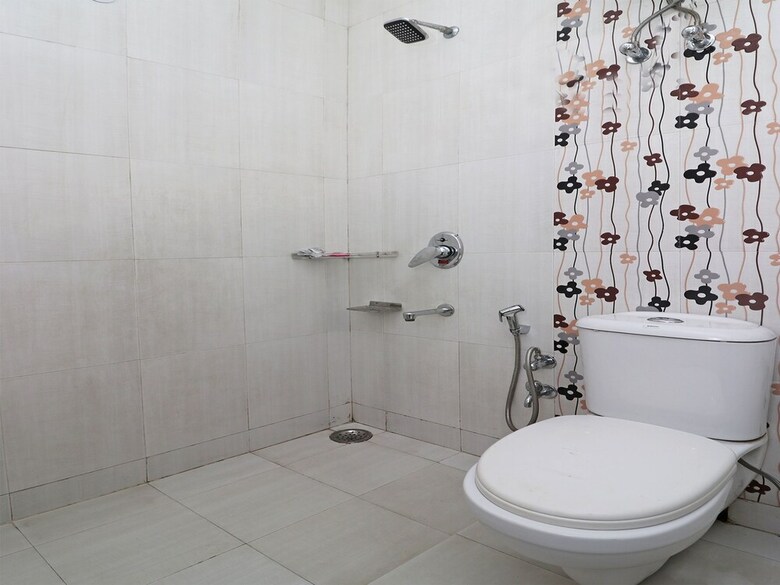 Hotel Oyo 11434 Ab Residency