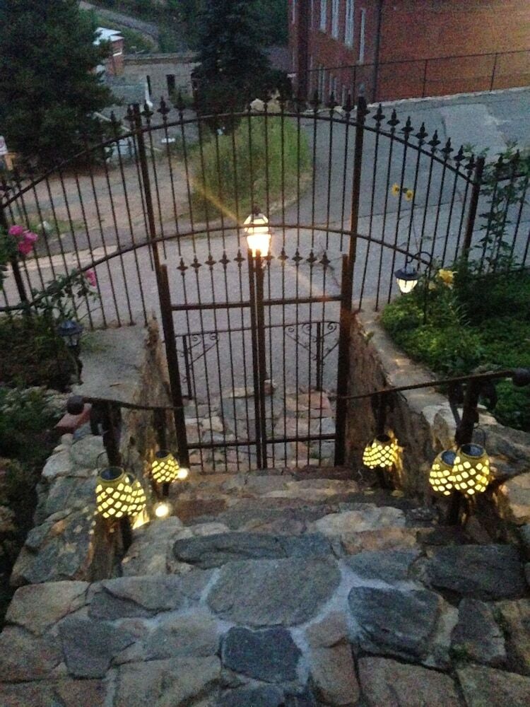 Bed & Breakfast Nicki Lee Mansion