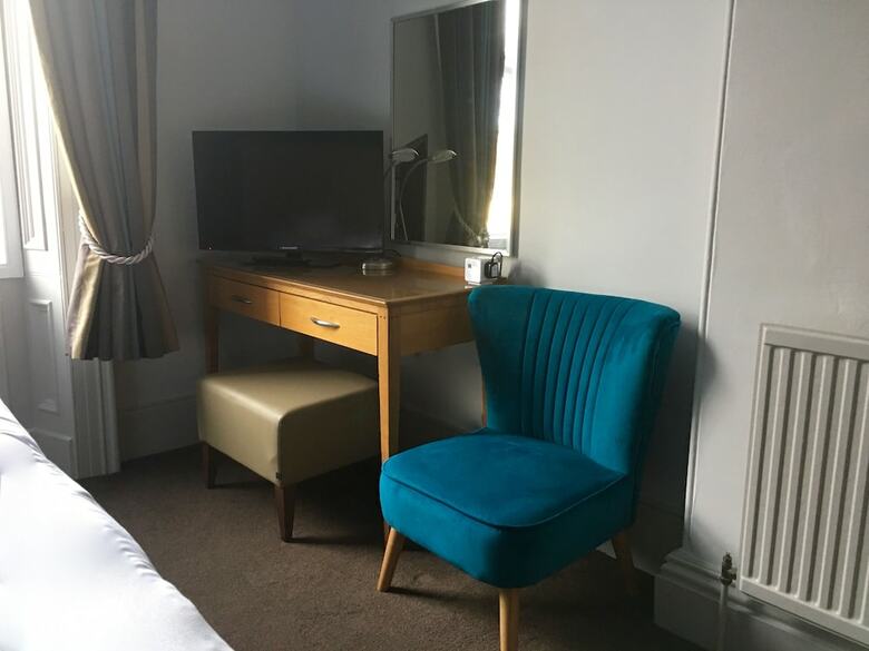 The Coquetvale Hotel