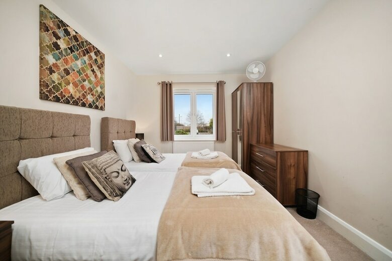 Heathrow Living Serviced Apartments By Ferndale